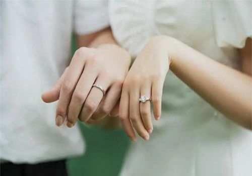 太原市婚外情调查：婚后买房迁户口流程是怎样